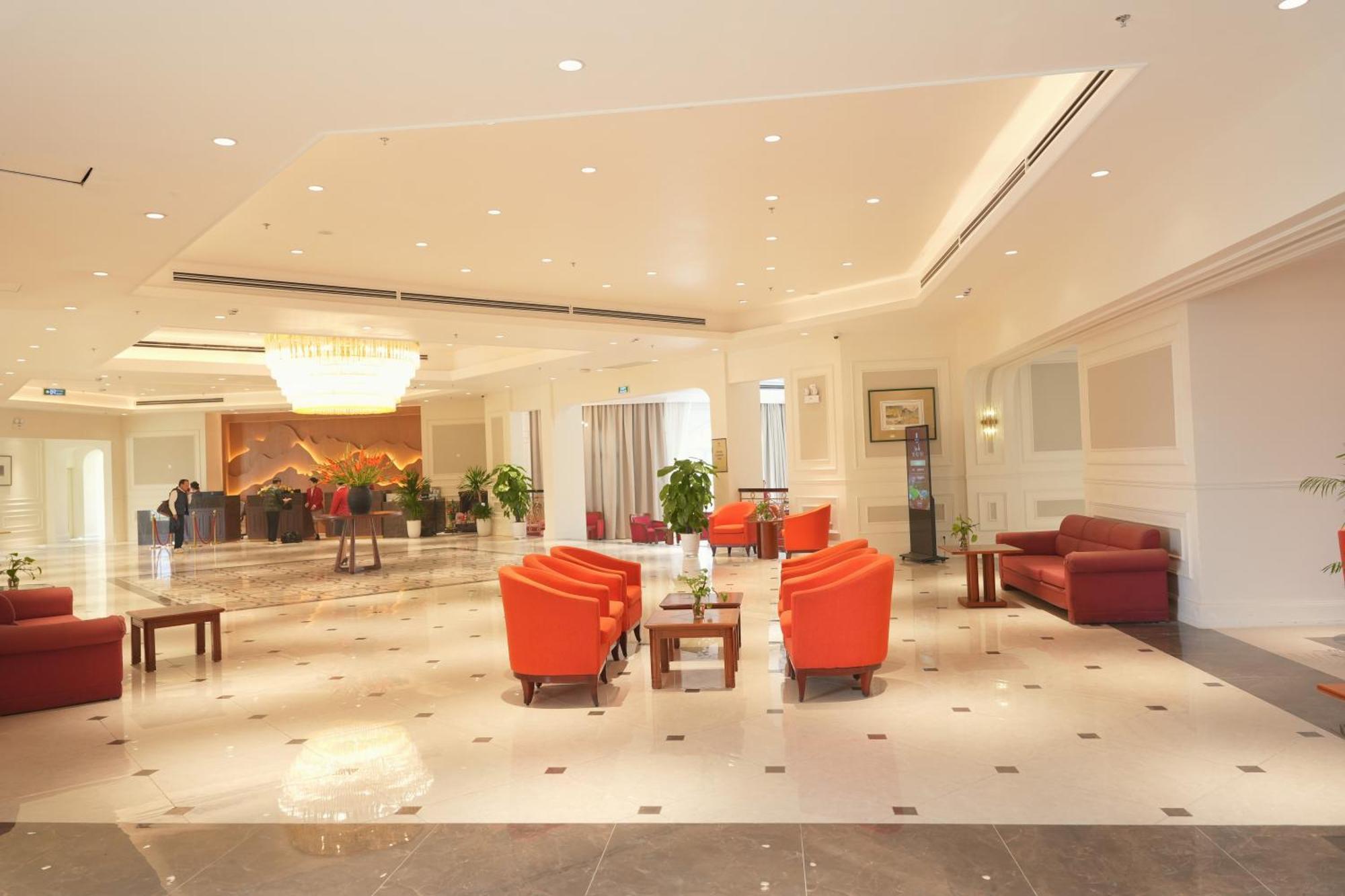 Phu Ly Legend Valley Hotel Ha Nam מראה חיצוני תמונה