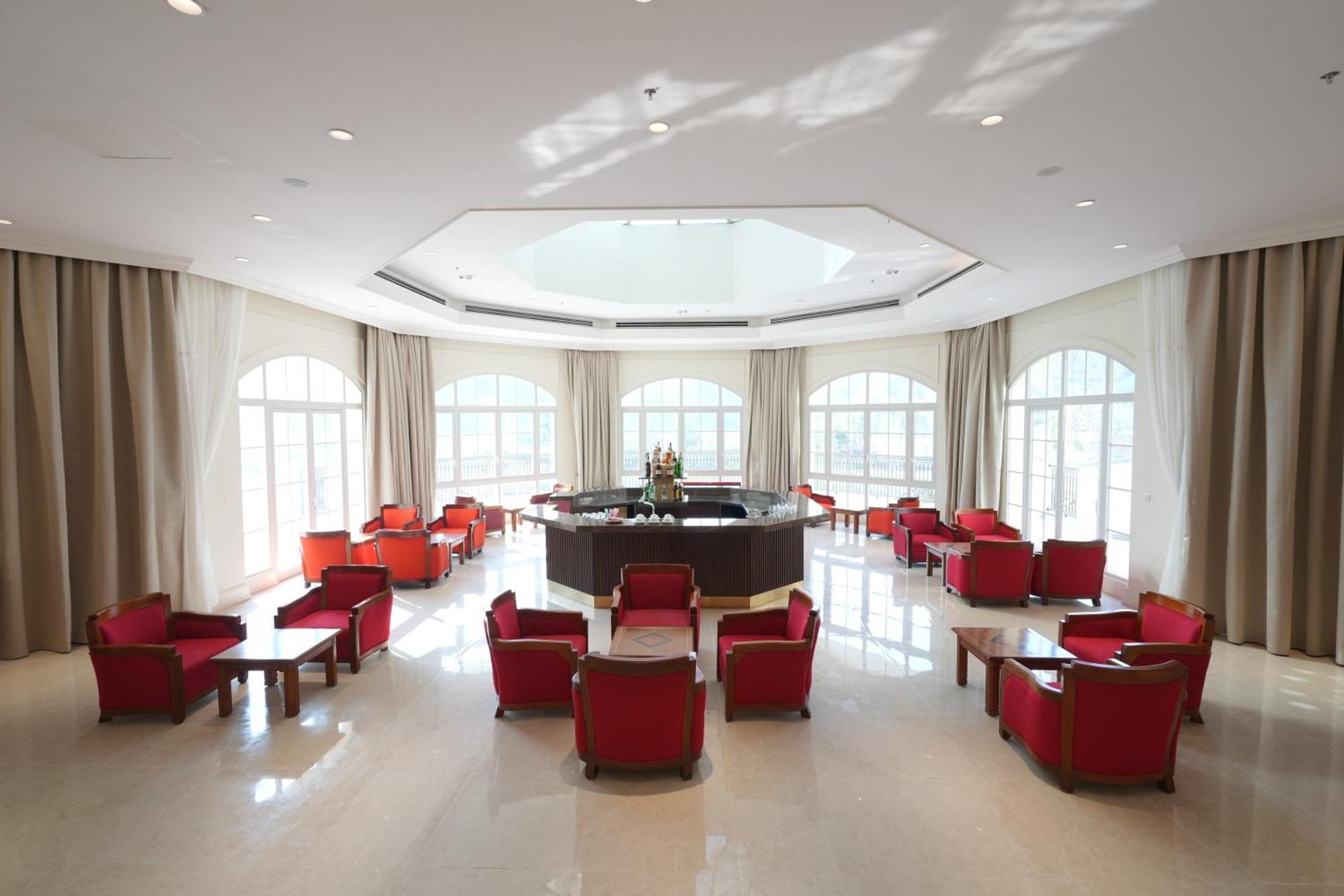 Phu Ly Legend Valley Hotel Ha Nam מראה חיצוני תמונה