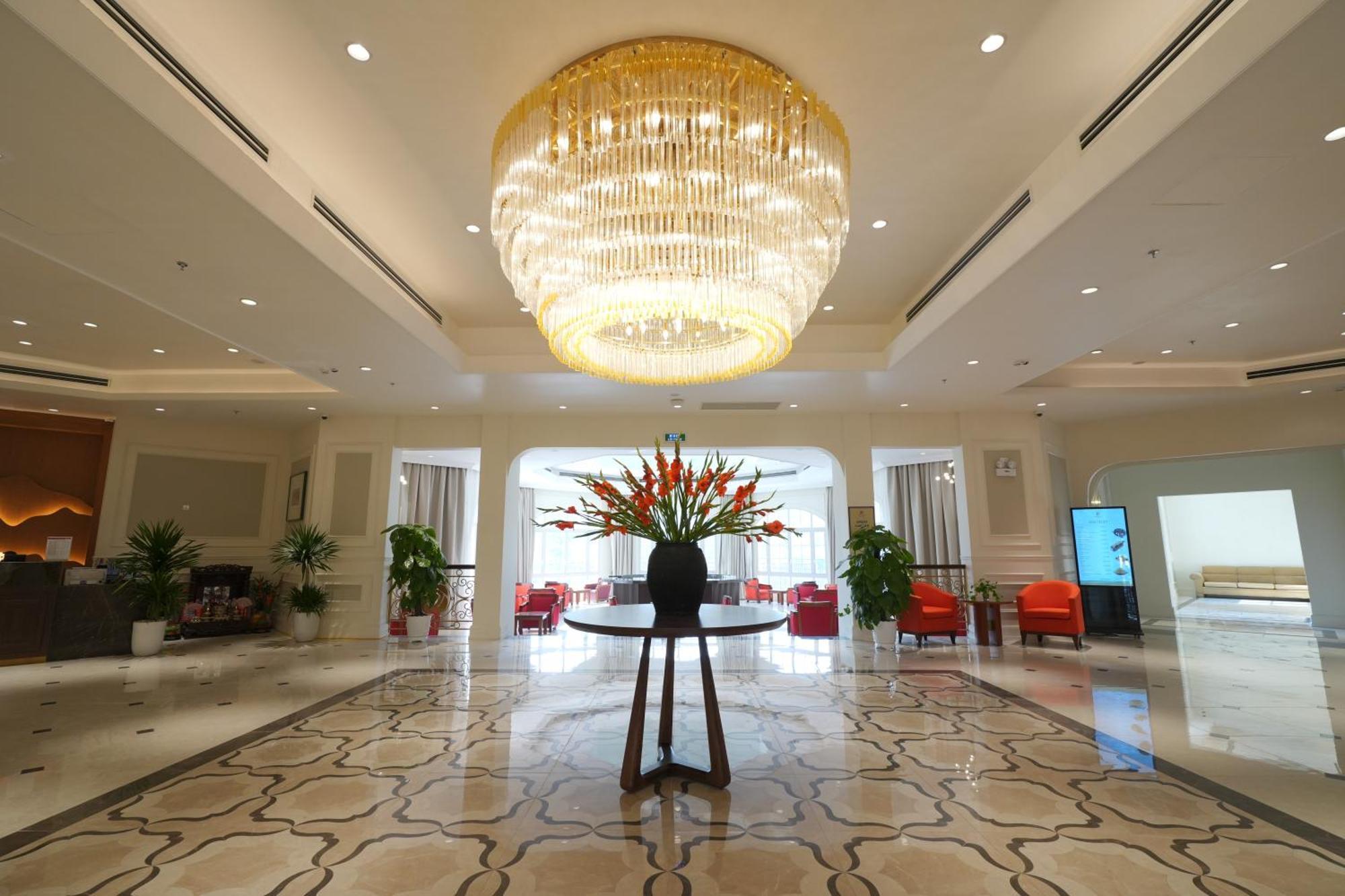 Phu Ly Legend Valley Hotel Ha Nam מראה חיצוני תמונה