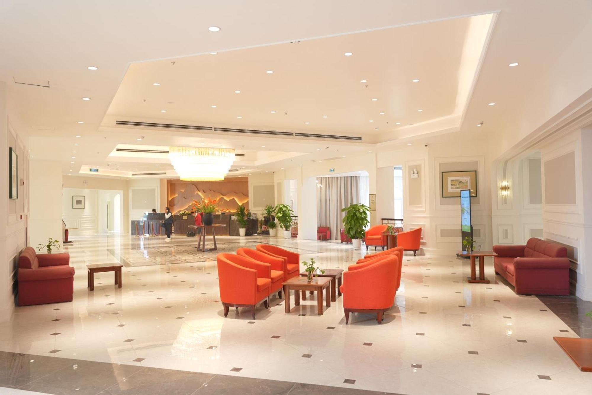 Phu Ly Legend Valley Hotel Ha Nam מראה חיצוני תמונה