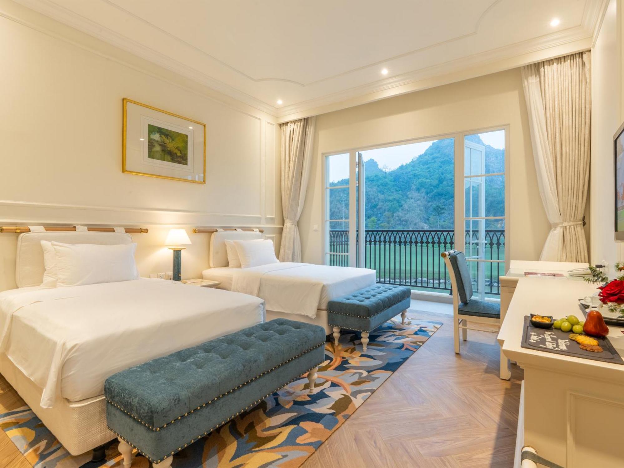 Phu Ly Legend Valley Hotel Ha Nam מראה חיצוני תמונה
